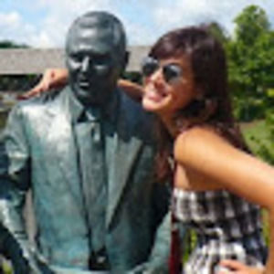 Meet your Posher, Samantha